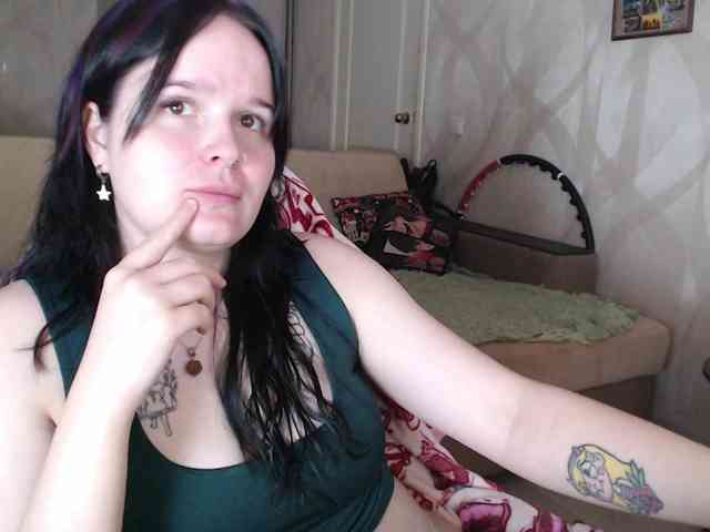 Lizzi-Peach webcam