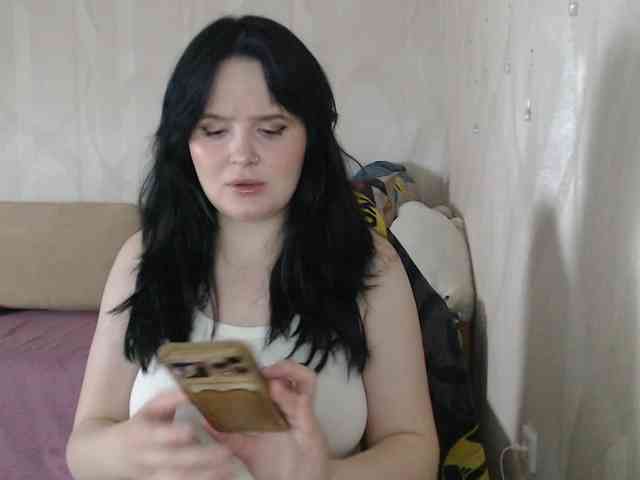 Lizzi-Peach webcam
