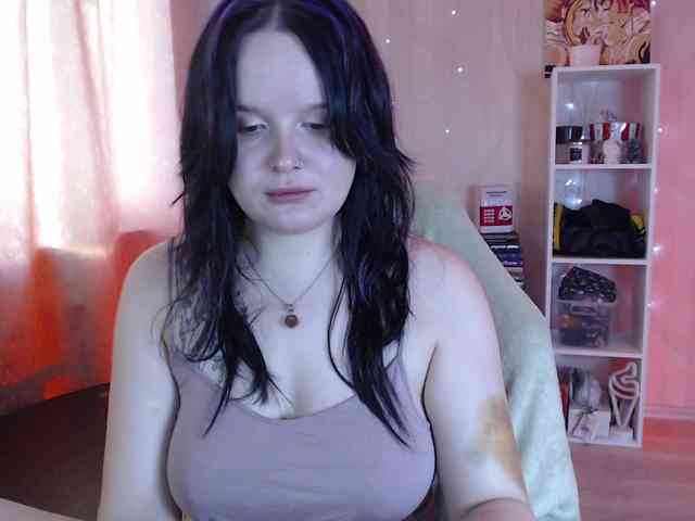 Lizzi-Peach webcam