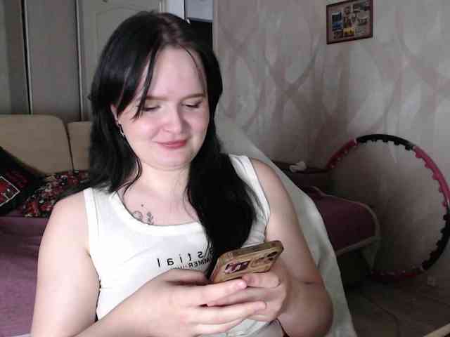 Lizzi-Peach webcam