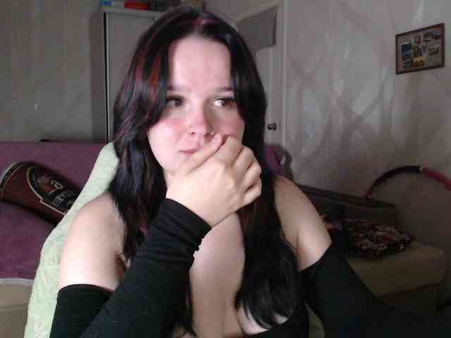 Lizzi-Peach webcam
