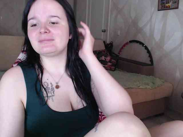 Lizzi-Peach webcam