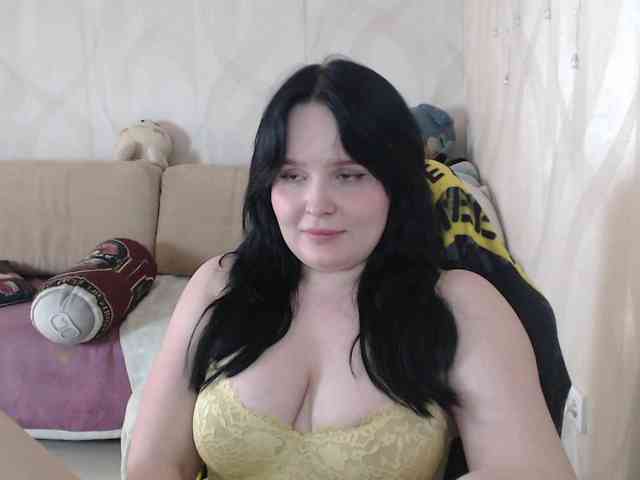 Lizzi-Peach webcam