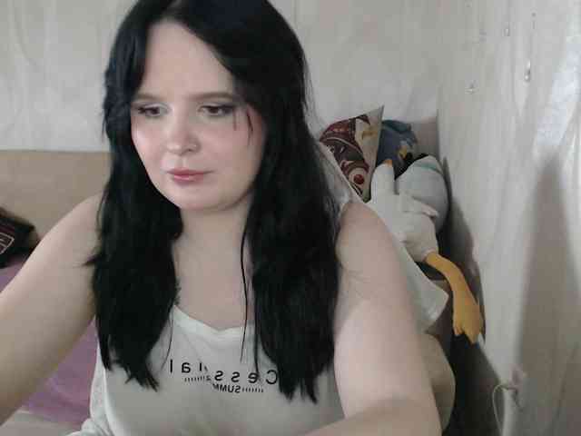 Lizzi-Peach webcam