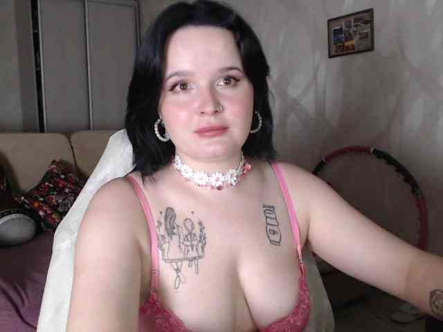 Lizzi-Peach Lizzi-Peach
