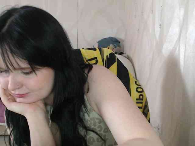 Lizzi-Peach webcam