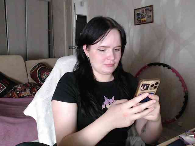 Lizzi-Peach webcam