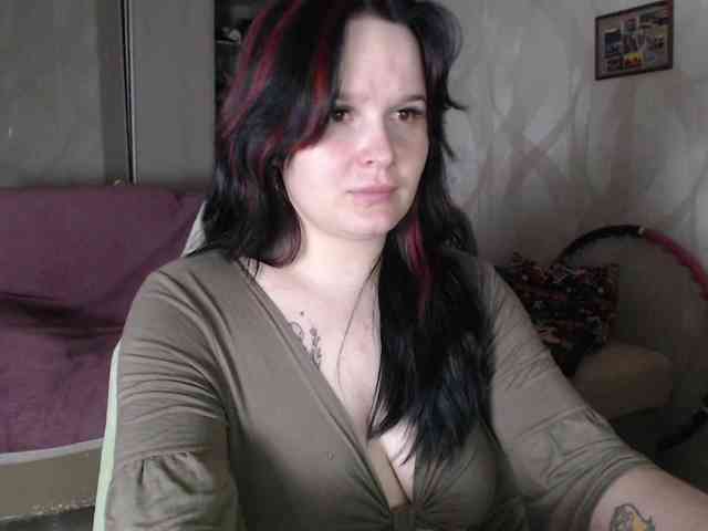 Lizzi-Peach webcam
