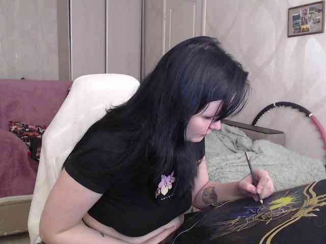 Lizzi-Peach webcam