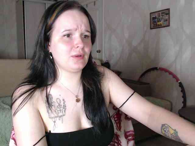 Lizzi-Peach webcam