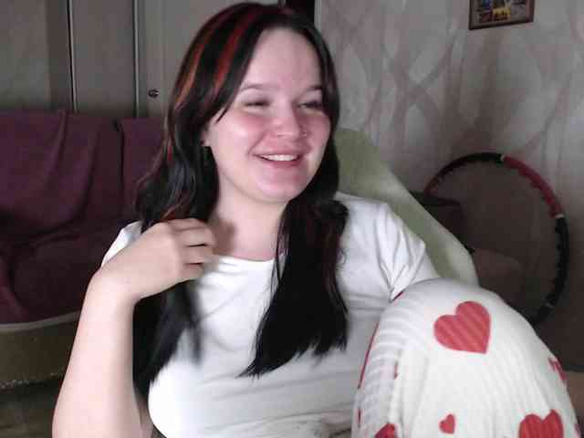 Lizzi-Peach webcam