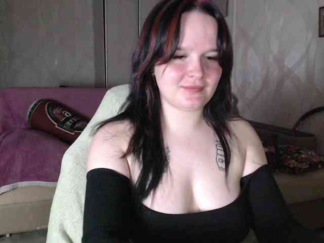 Lizzi-Peach webcam