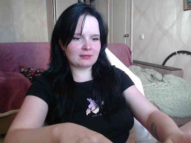 Lizzi-Peach webcam