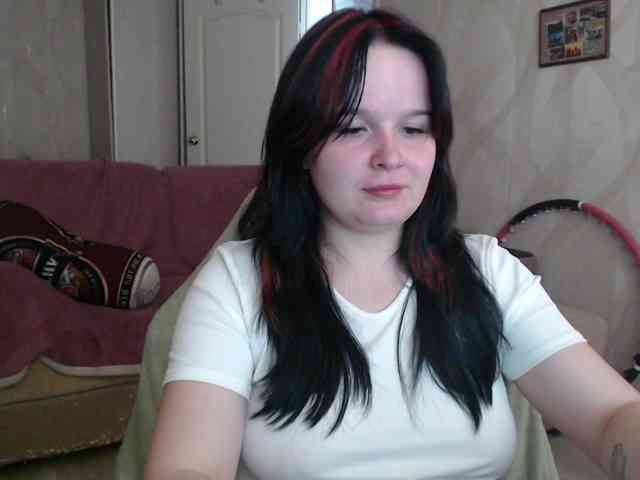 Lizzi-Peach webcam