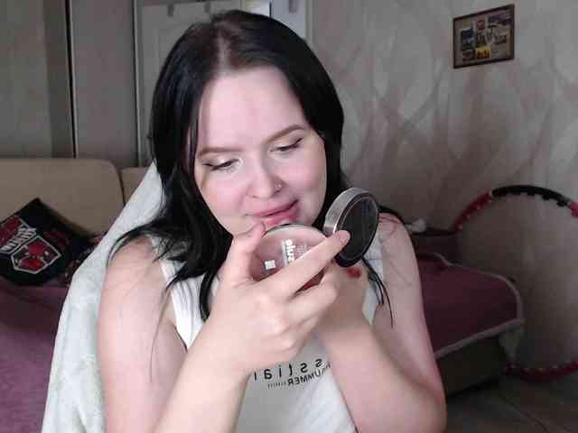 Lizzi-Peach webcam