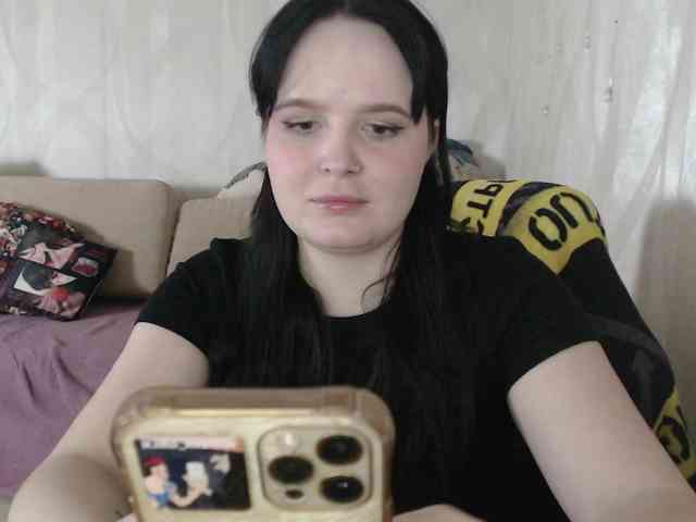 Lizzi-Peach webcam