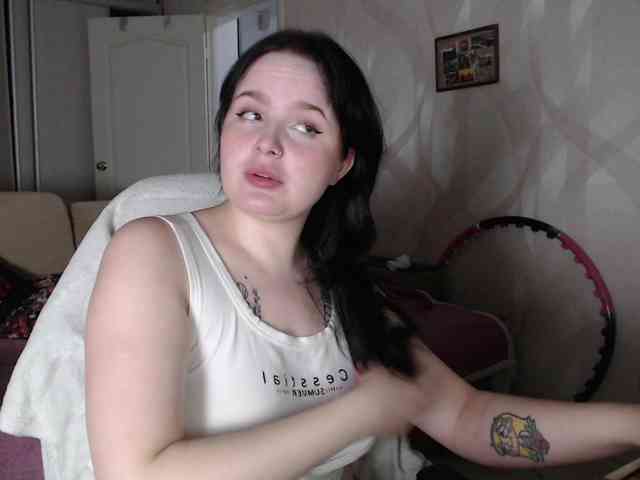 Lizzi-Peach webcam