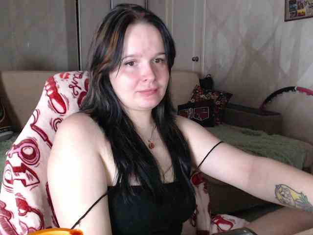 Lizzi-Peach webcam