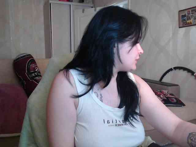 Lizzi-Peach webcam