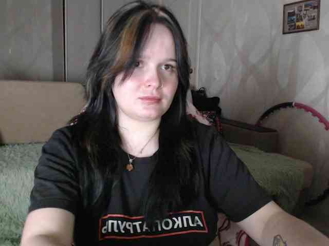 Lizzi-Peach webcam
