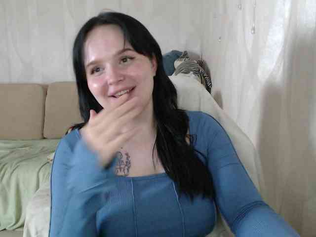 Lizzi-Peach webcam
