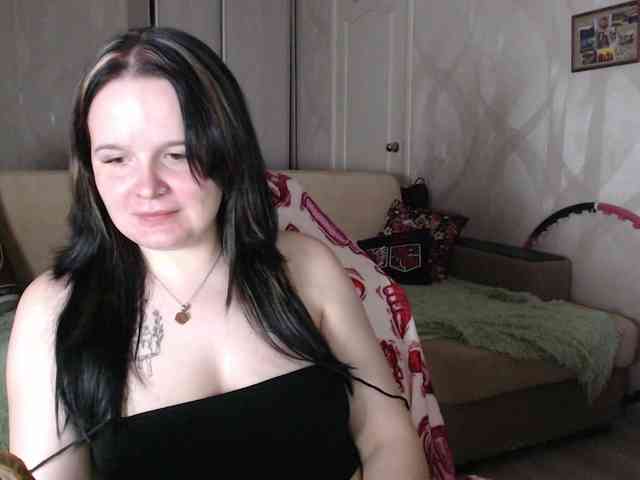 Lizzi-Peach webcam