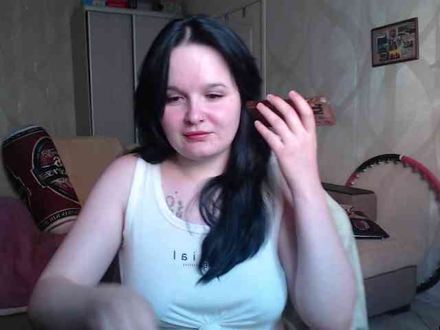 Lizzi-Peach webcam