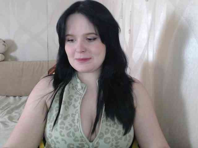 Lizzi-Peach webcam