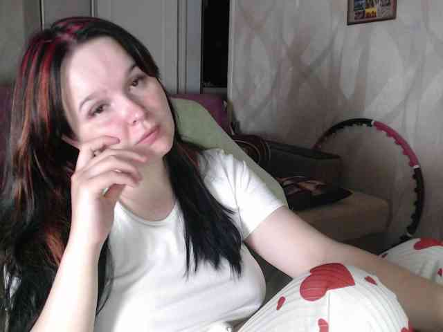 Lizzi-Peach webcam