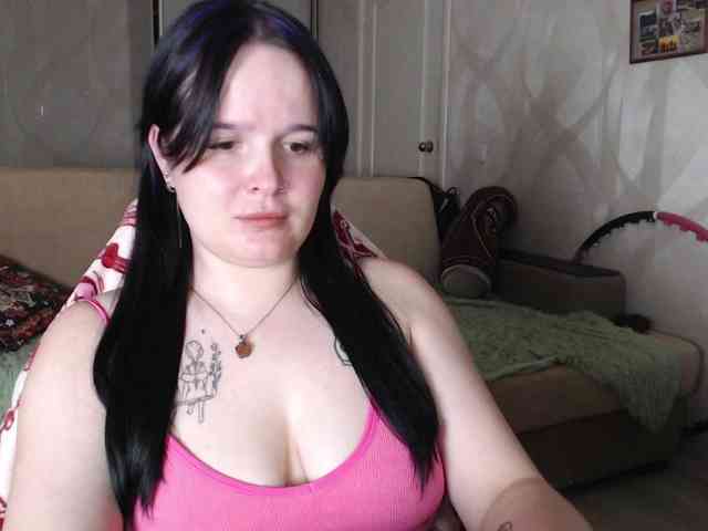 Lizzi-Peach webcam