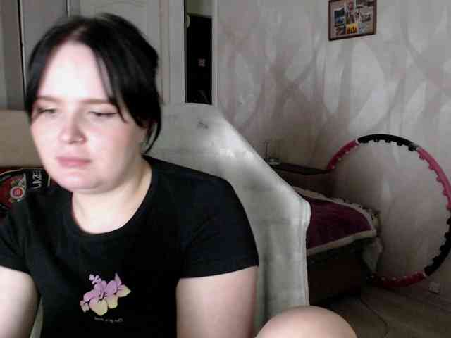 Lizzi-Peach webcam