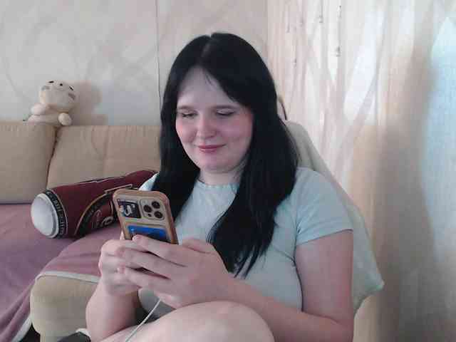Lizzi-Peach webcam