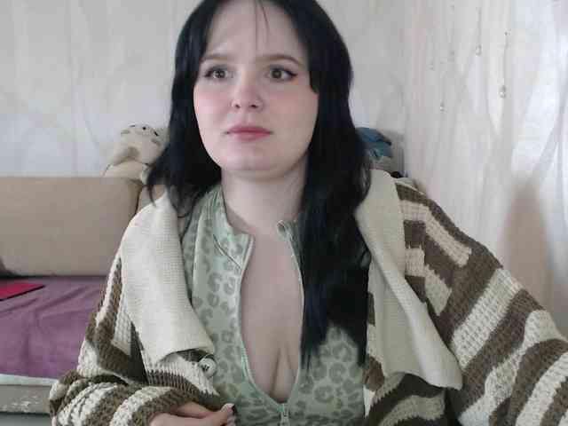Lizzi-Peach webcam