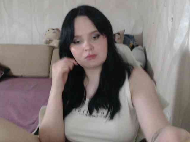 Lizzi-Peach webcam
