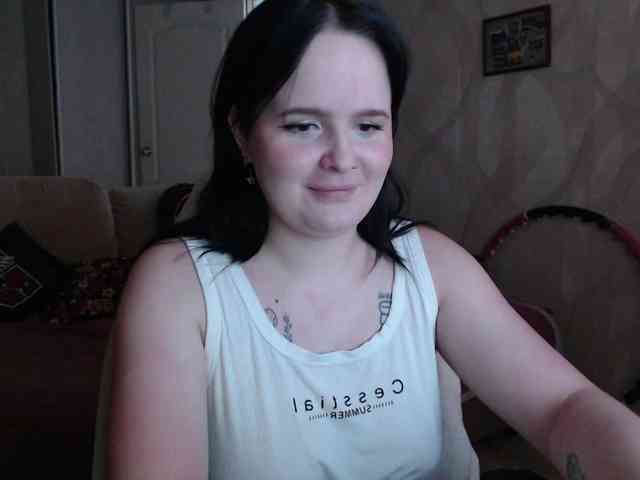 Lizzi-Peach webcam