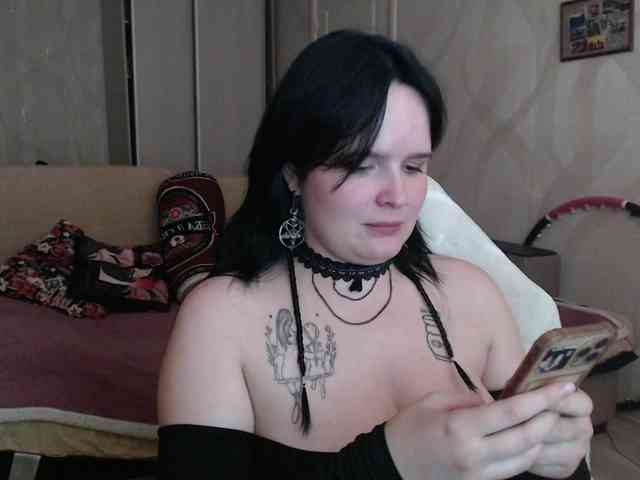 Lizzi-Peach webcam