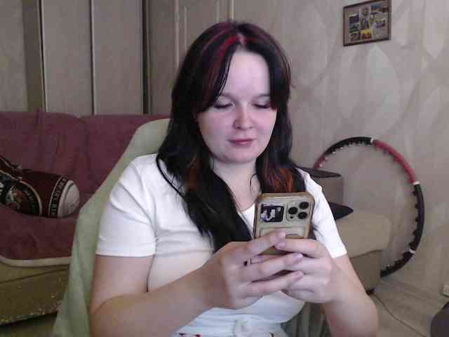 Lizzi-Peach webcam