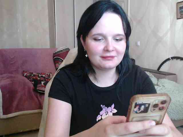 Lizzi-Peach webcam