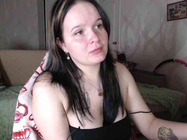 Lizzi-Peach webcam