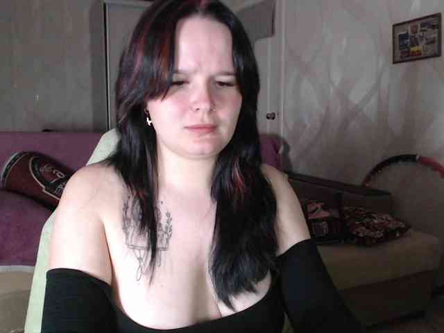 Lizzi-Peach webcam