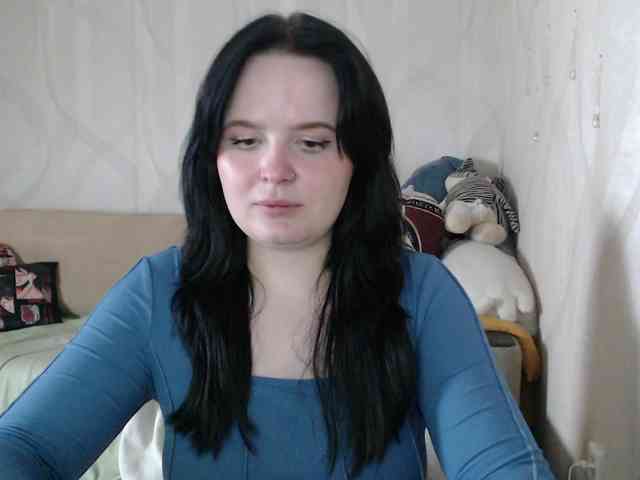 Lizzi-Peach Sex Cam Show