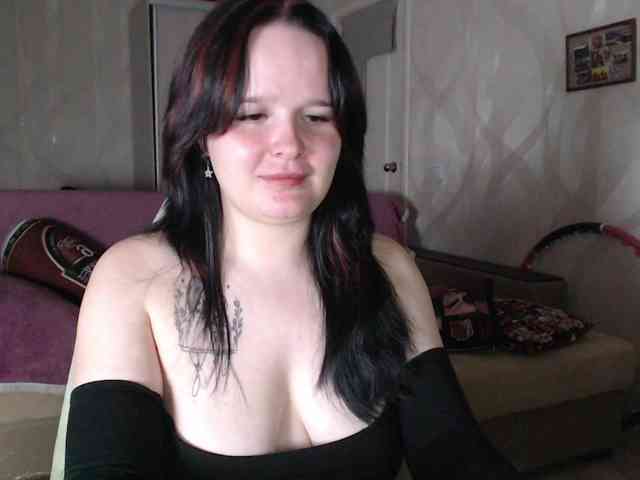 Lizzi-Peach webcam