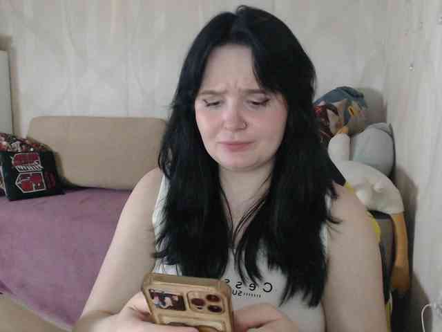Lizzi-Peach webcam