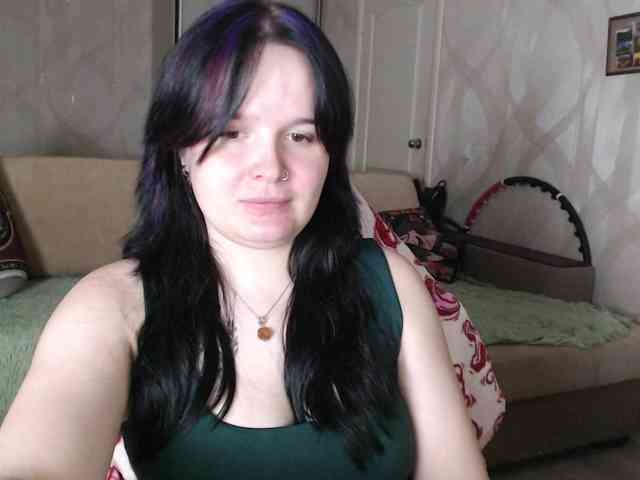 Lizzi-Peach webcam