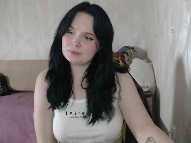 Lizzi-Peach webcam
