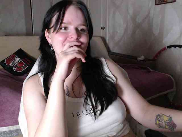 Lizzi-Peach webcam