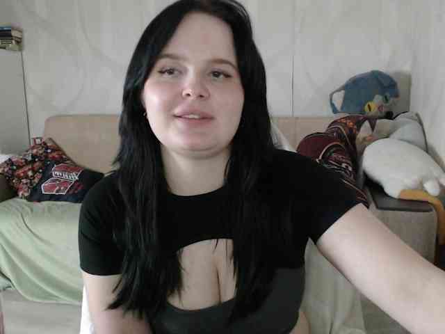 Lizzi-Peach Sex Cam Show