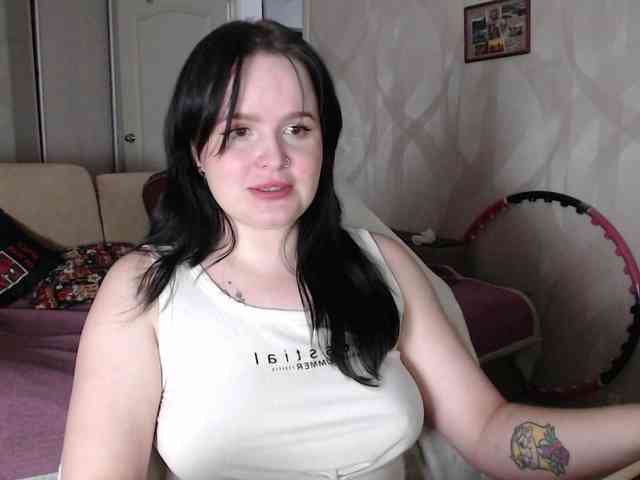 Lizzi-Peach webcam