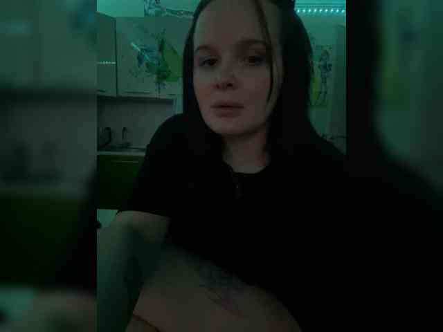 Lizzi-Peach webcam
