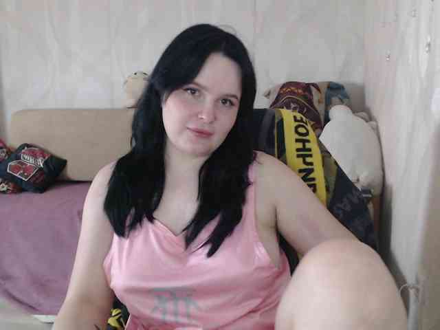 Lizzi-Peach webcam